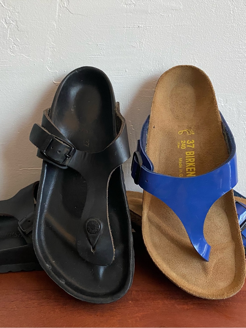 Lot 2 Pre-owned Birkenstock Gizeh Thong Sandals in Blue and Black 37/6 Women’s